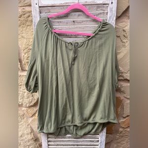 Torrid Blouse Hi Low Hem Olive Green Women’s Shirt Size 4. L